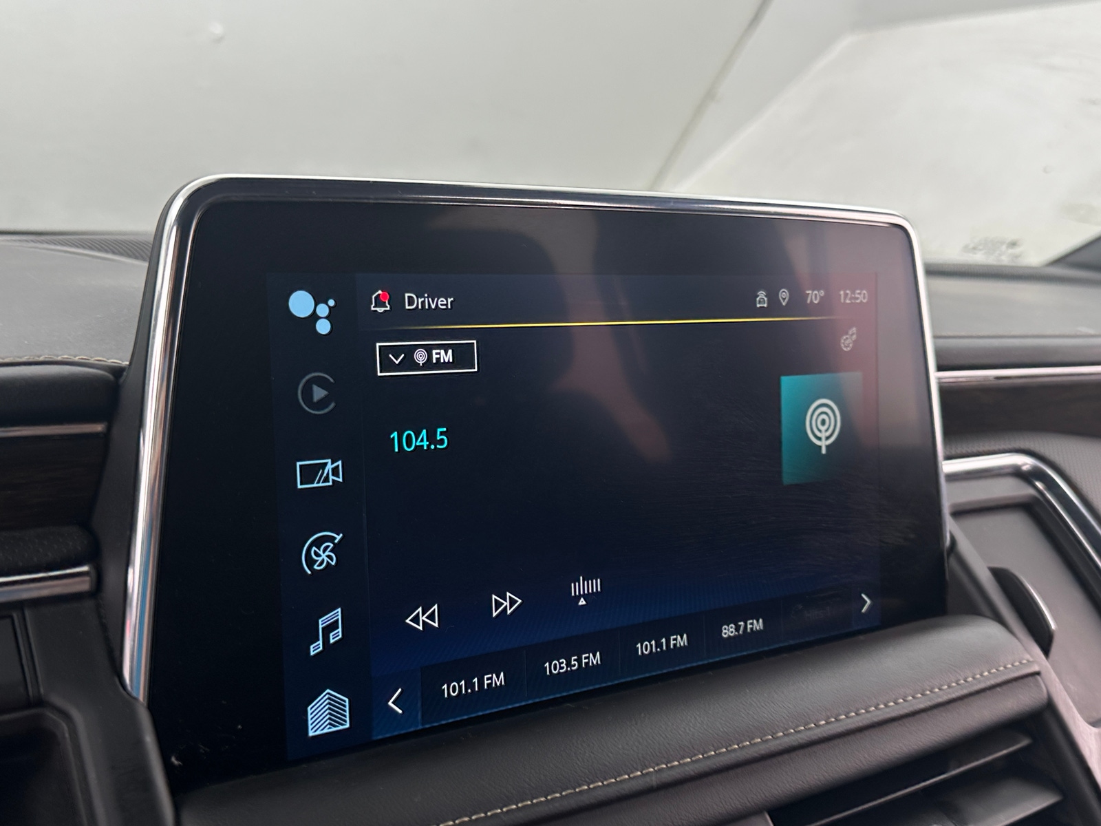 Thumbnail: 2023 Chevrolet Suburban - 3