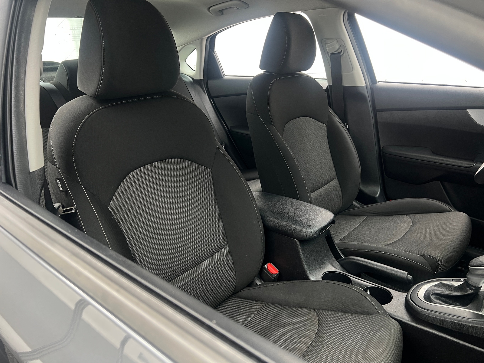 Thumbnail: 2022 Kia Forte - 2