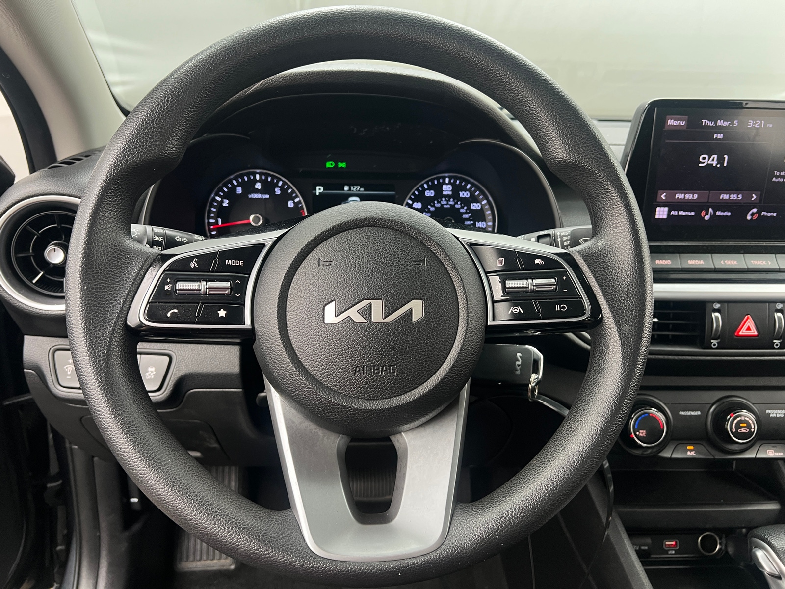 Thumbnail: 2022 Kia Forte - 5