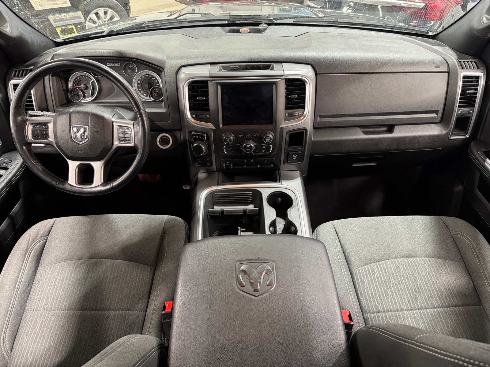 Thumbnail: 2021 RAM 1500 Classic - 3