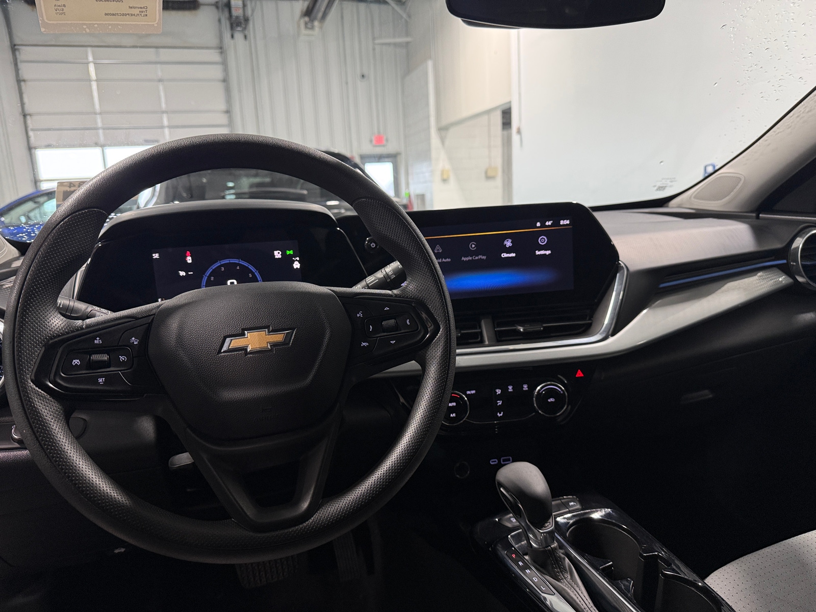 Thumbnail: 2025 Chevrolet Trax - 3