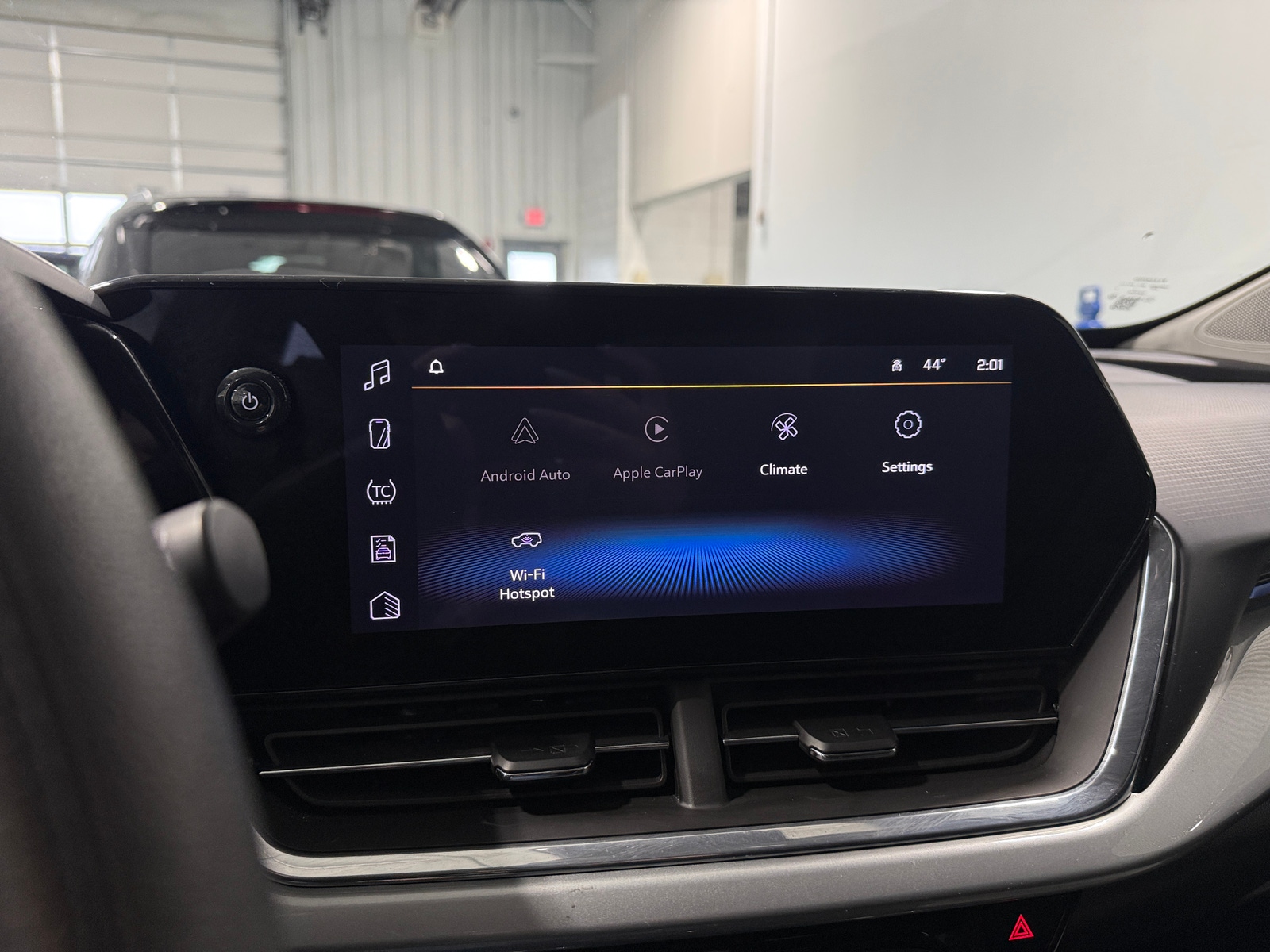 Thumbnail: 2025 Chevrolet Trax - 4