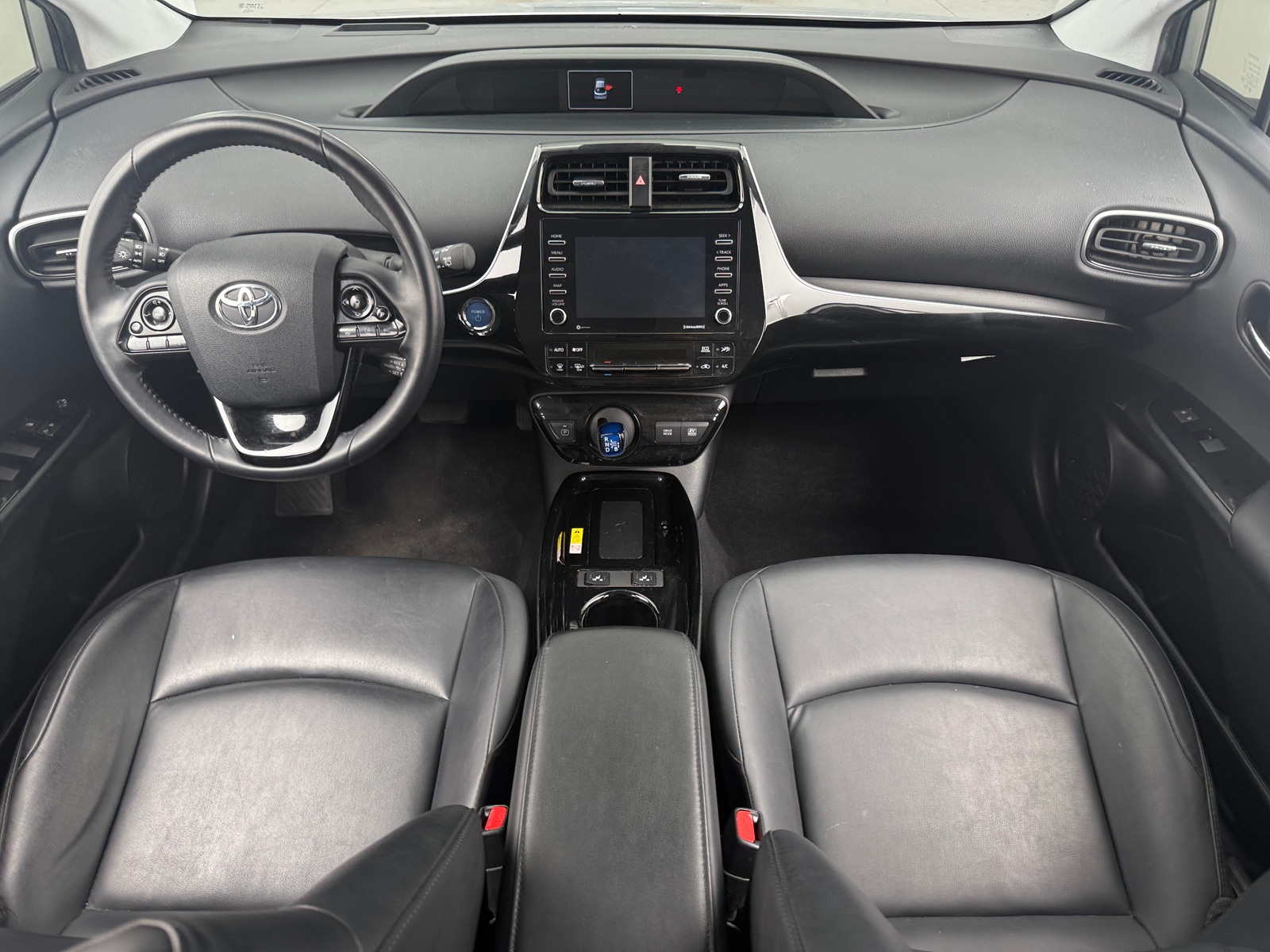 Thumbnail: 2022 Toyota Prius - 2