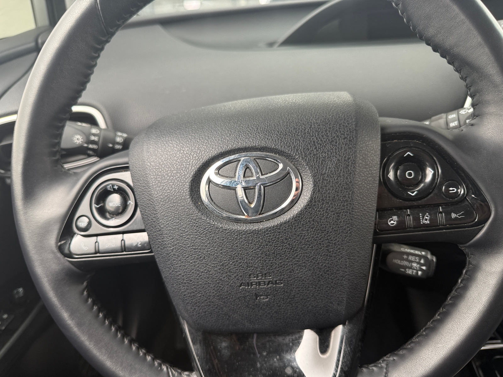 Thumbnail: 2022 Toyota Prius - 4