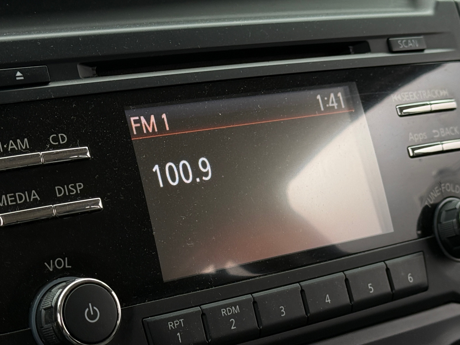 Thumbnail: 2017 Nissan Titan - 4