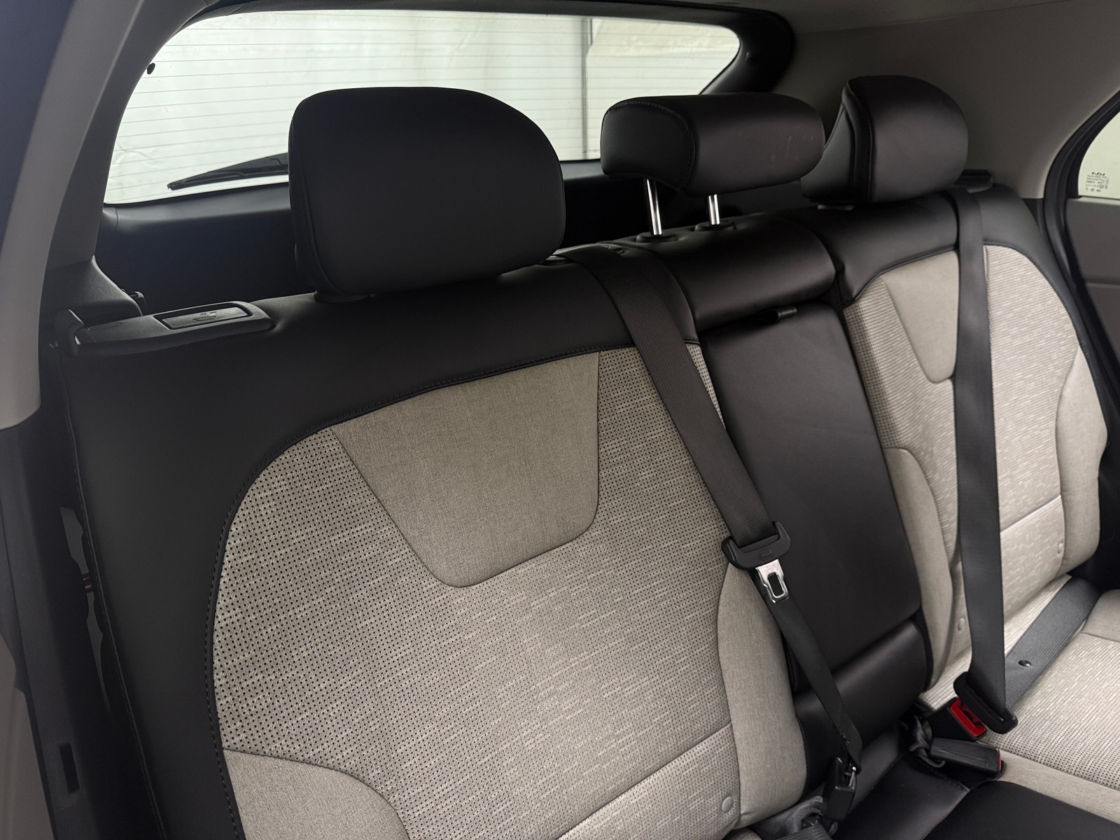 Thumbnail: 2023 Kia Niro - 6