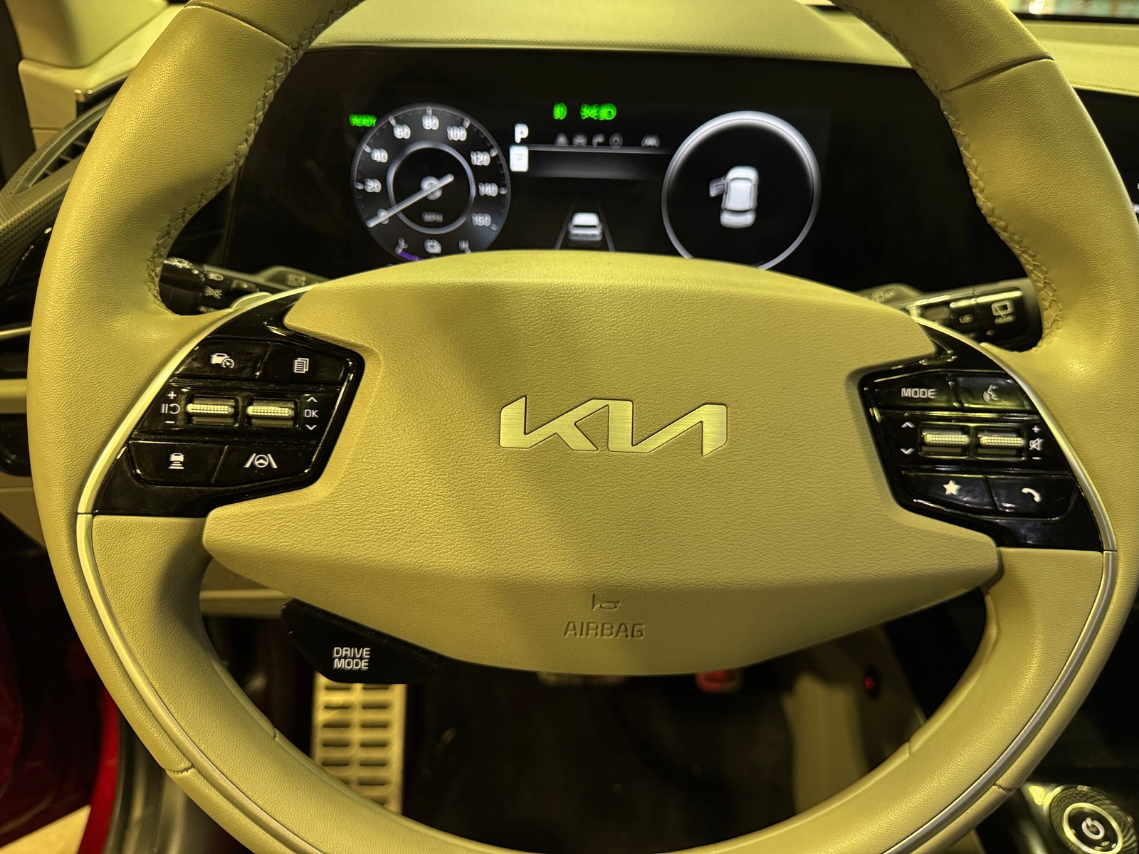 Thumbnail: 2023 Kia Niro - 5