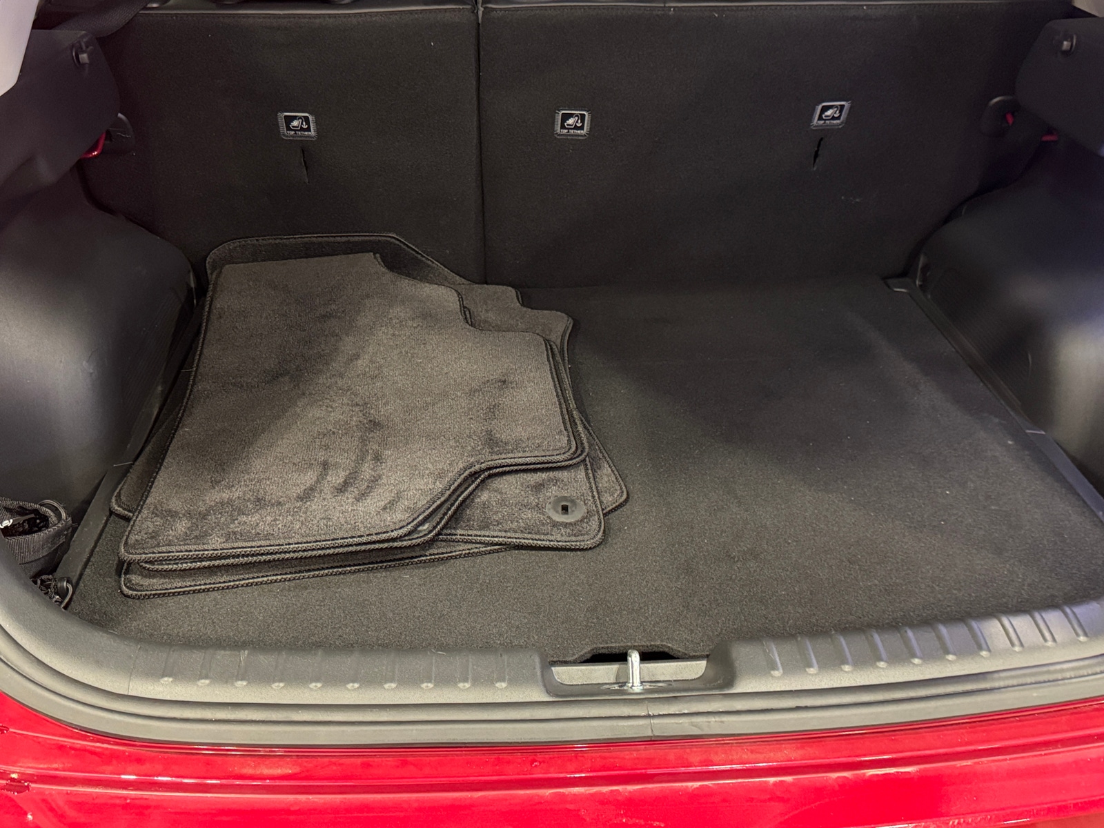 Thumbnail: 2023 Kia Niro - 7