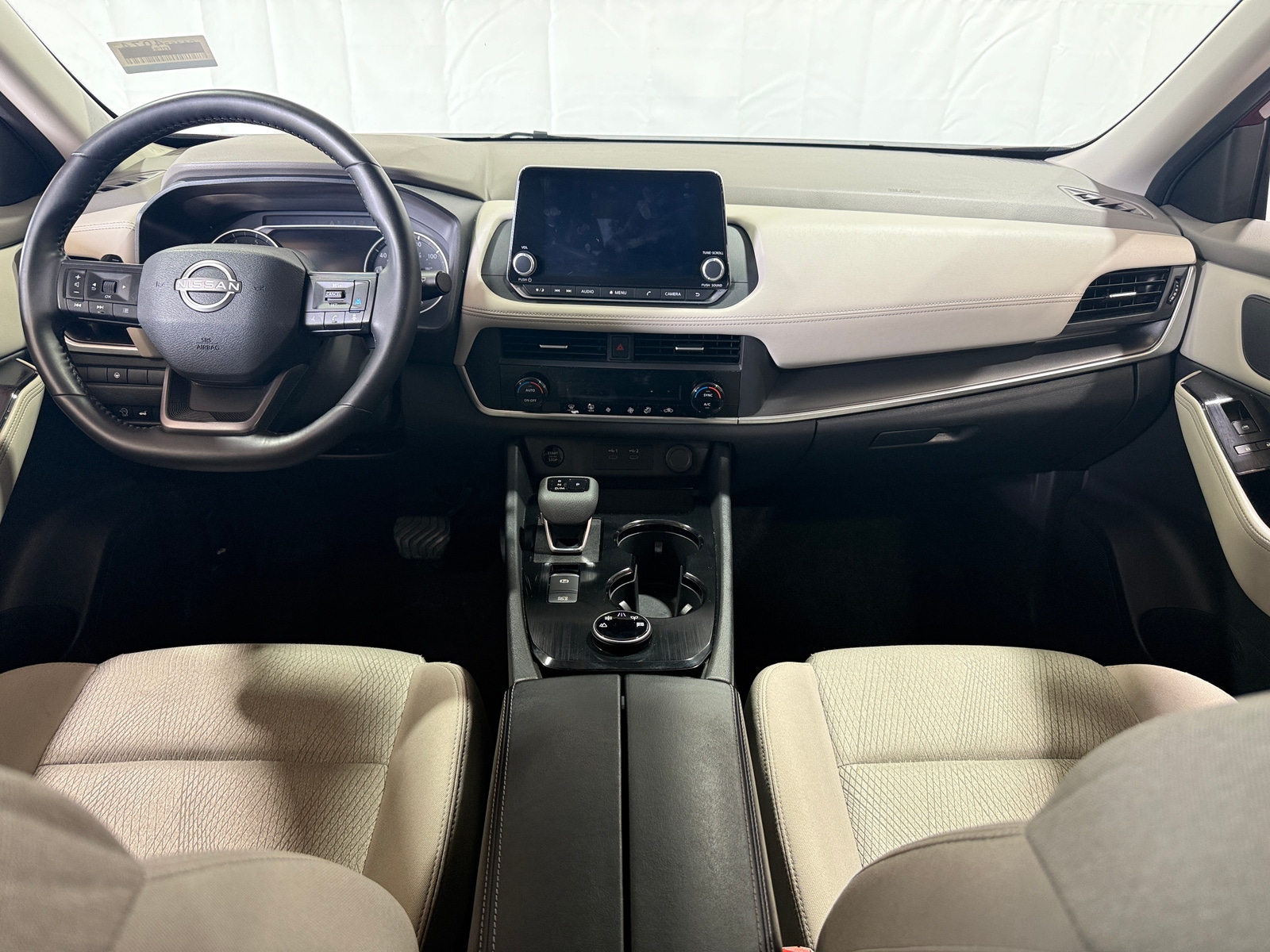 Thumbnail: 2025 Nissan Rogue - 3