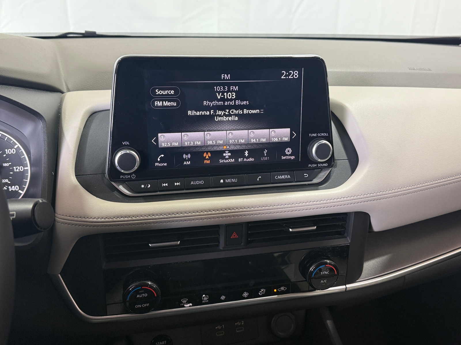 Thumbnail: 2025 Nissan Rogue - 4