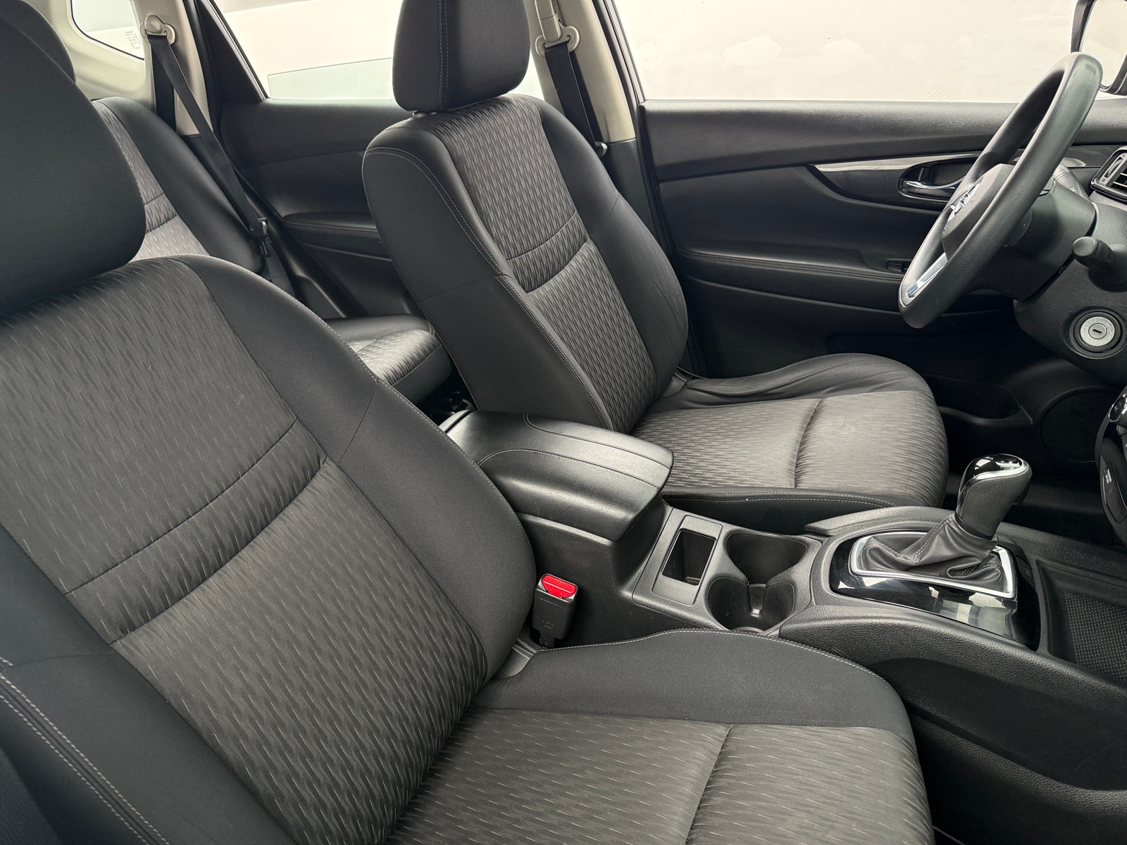 Thumbnail: 2018 Nissan Rogue - 2