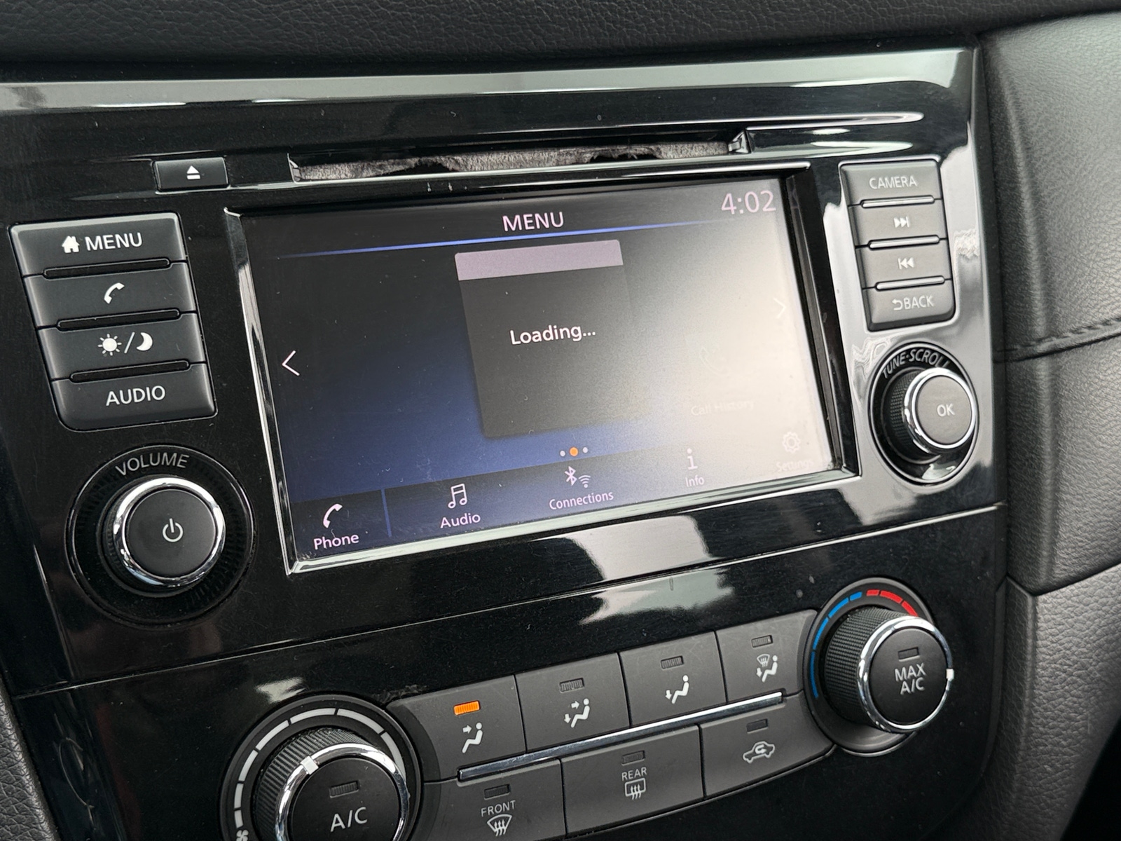 Thumbnail: 2018 Nissan Rogue - 4