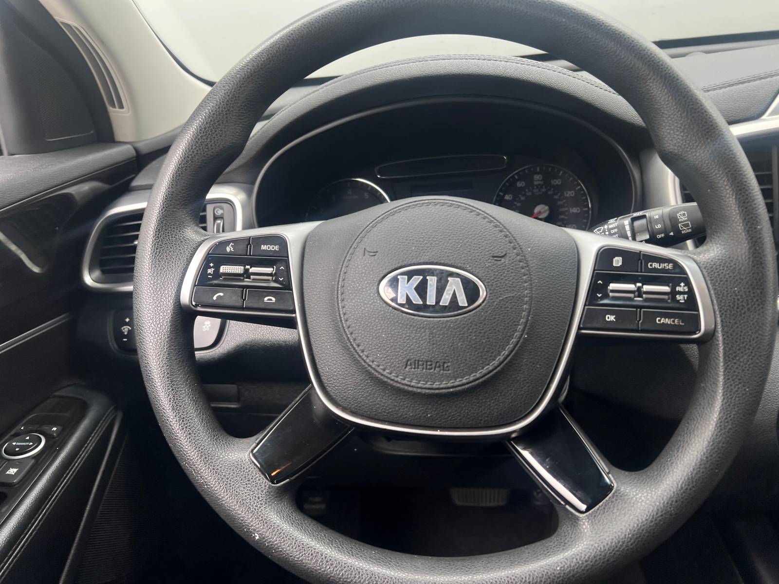 Thumbnail: 2019 Kia Sorento - 5