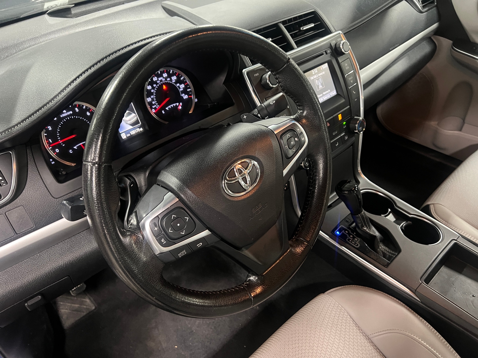 Thumbnail: 2016 Toyota Camry - 5