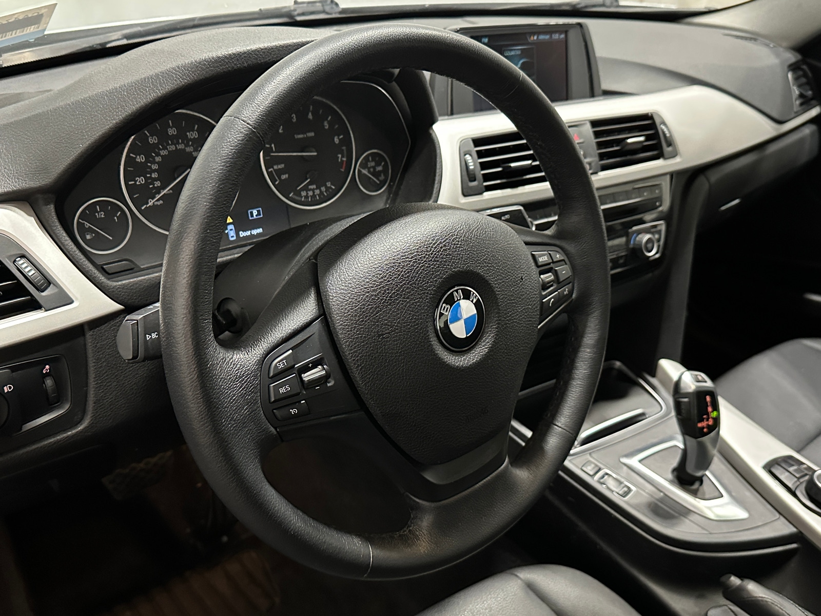 Thumbnail: 2018 BMW 3 Series - 4