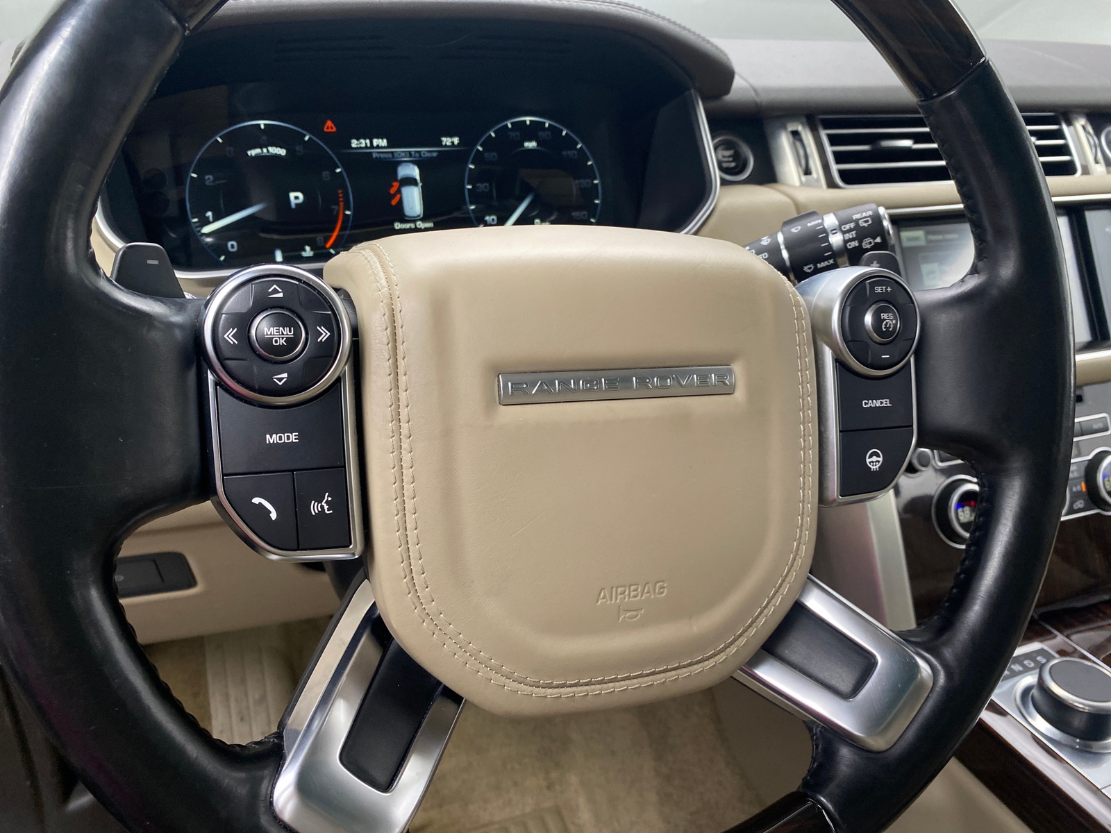 Thumbnail: 2016 Land Rover Range Rover - 4