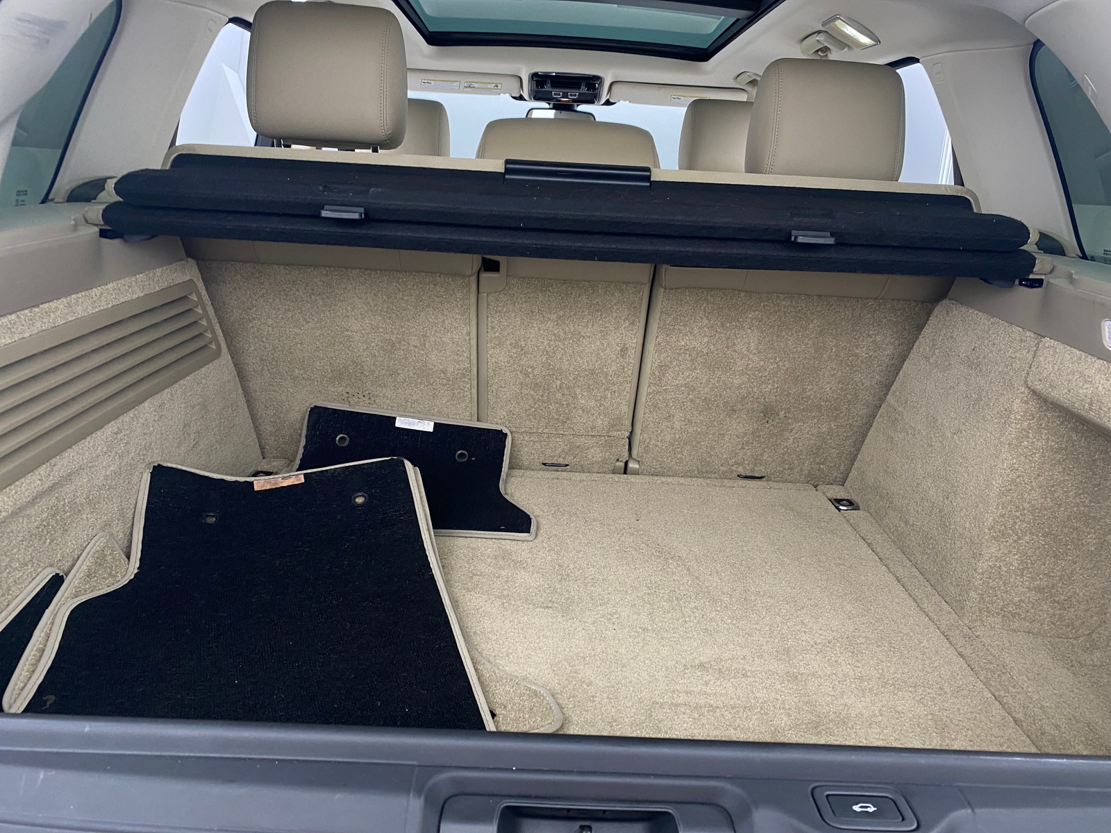 Thumbnail: 2016 Land Rover Range Rover - 6