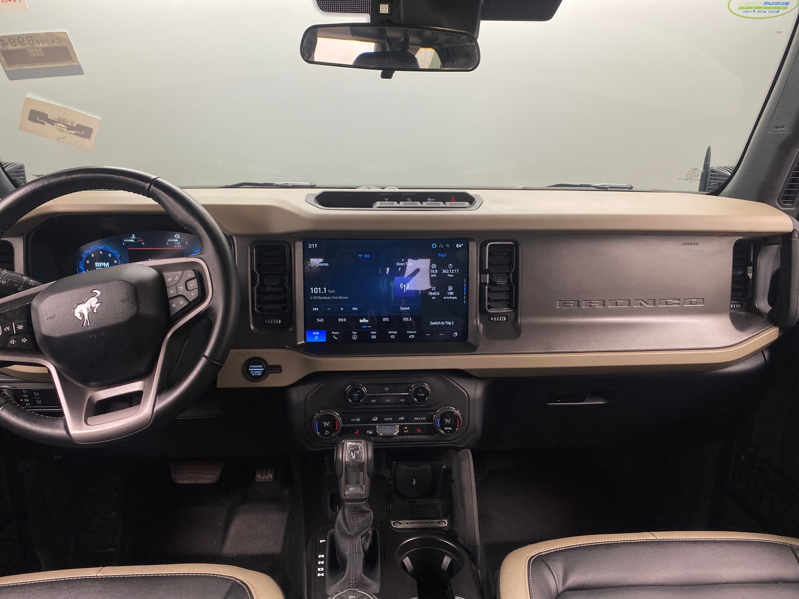 Thumbnail: 2025 Ford Bronco - 3