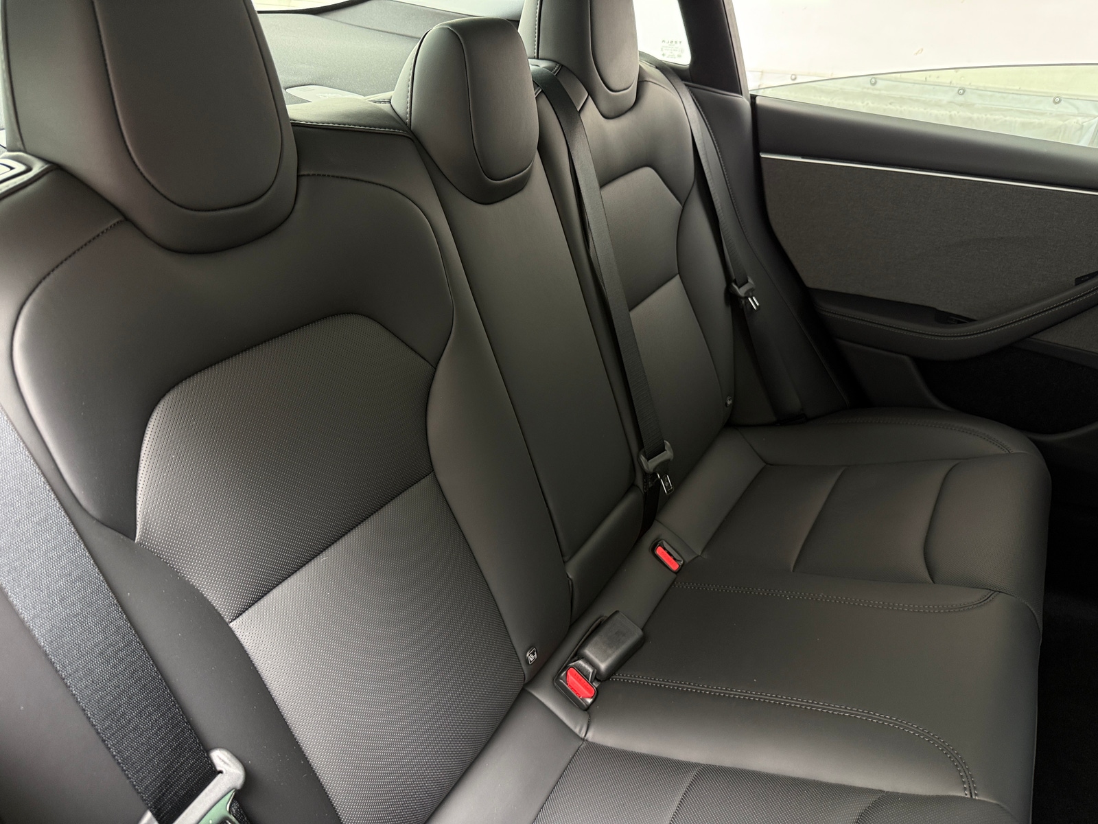 Thumbnail: 2025 Tesla Model 3 - 5