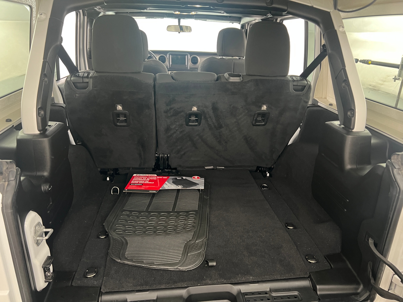 Thumbnail: 2020 Jeep Wrangler - 7