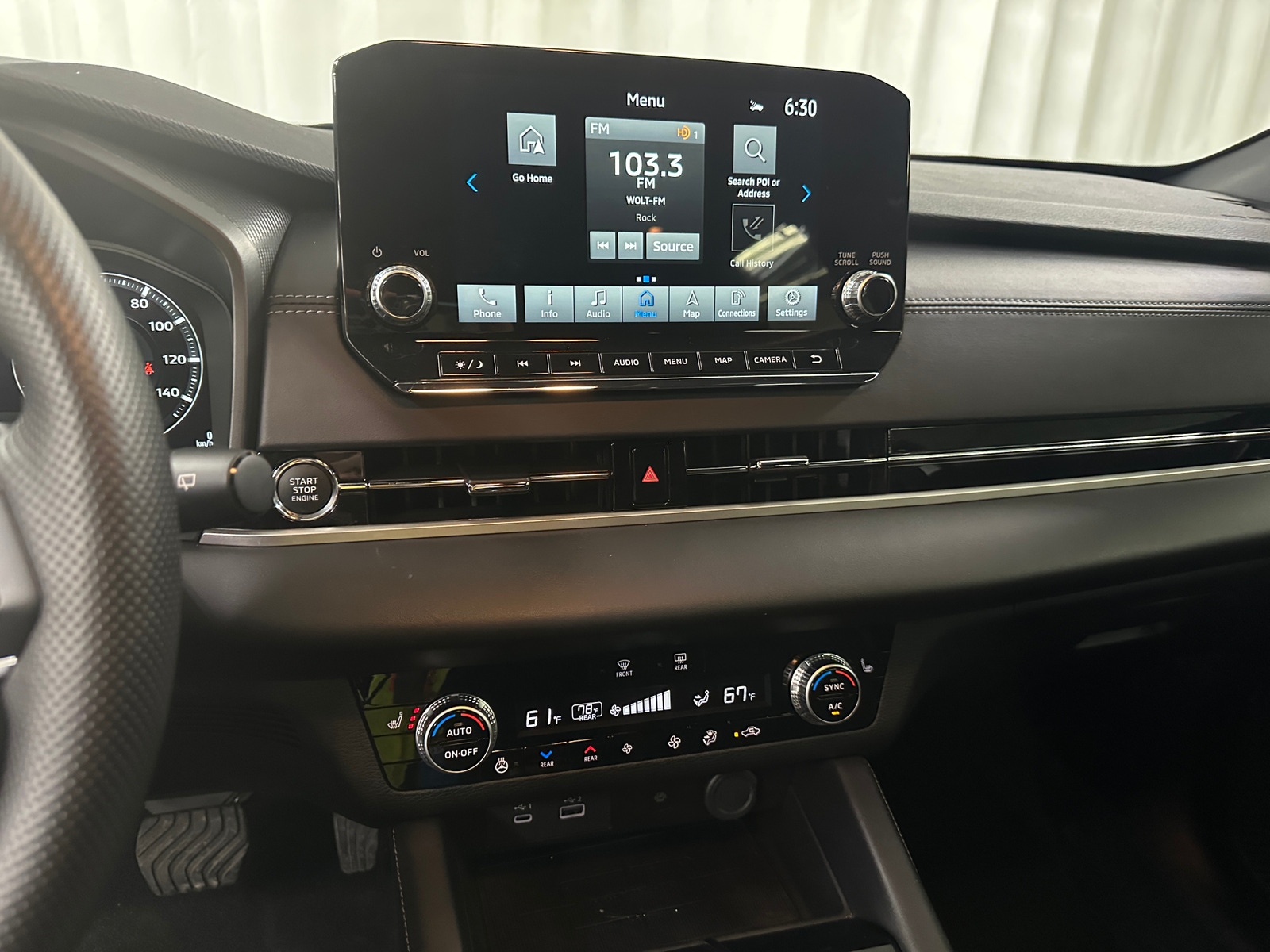 Thumbnail: 2024 Mitsubishi Outlander - 3