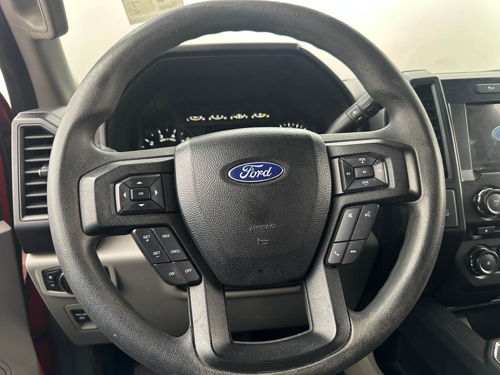 Thumbnail: 2017 Ford Econoline - 5