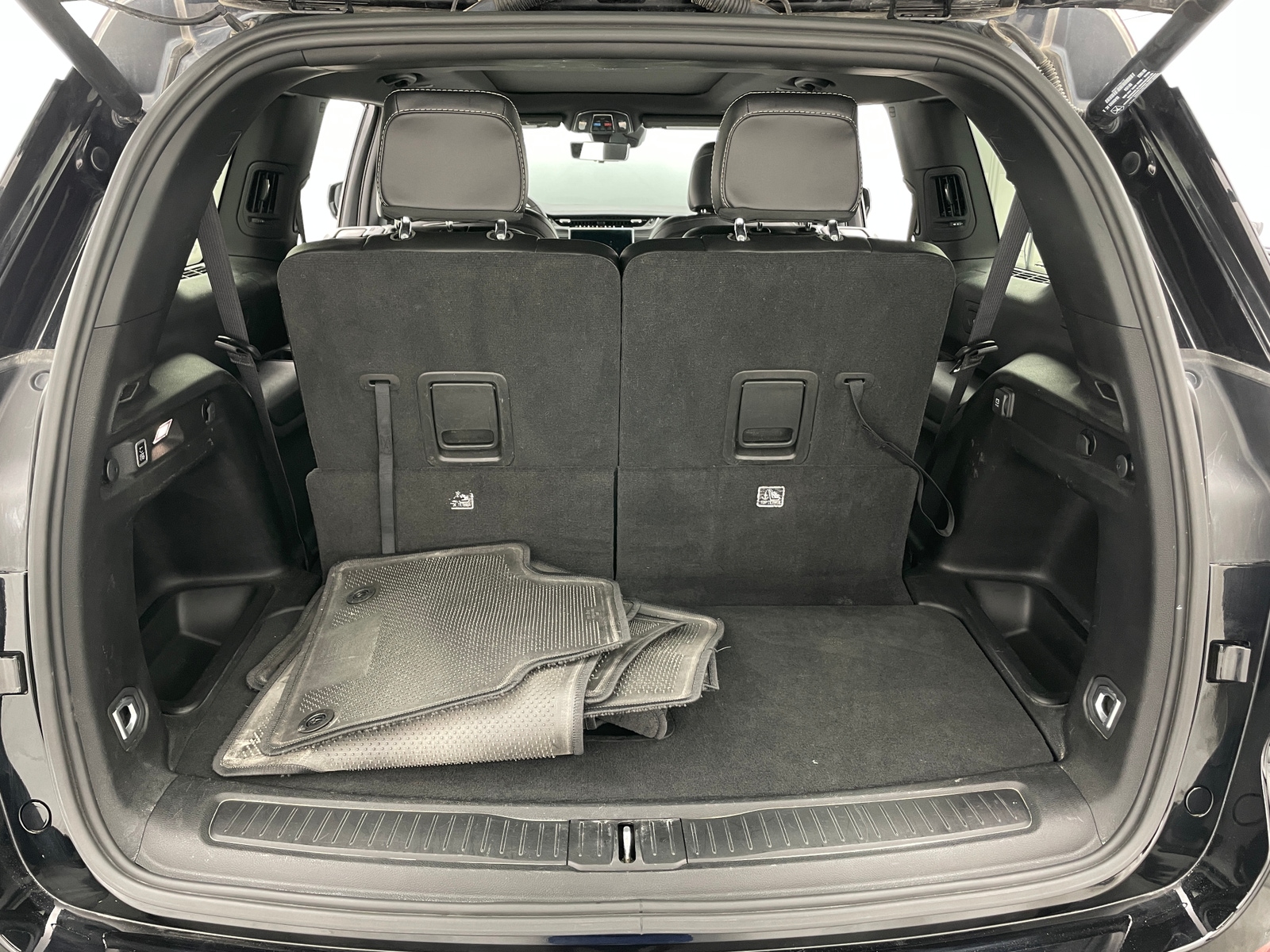 Thumbnail: 2024 Jeep Grand Cherokee L - 6