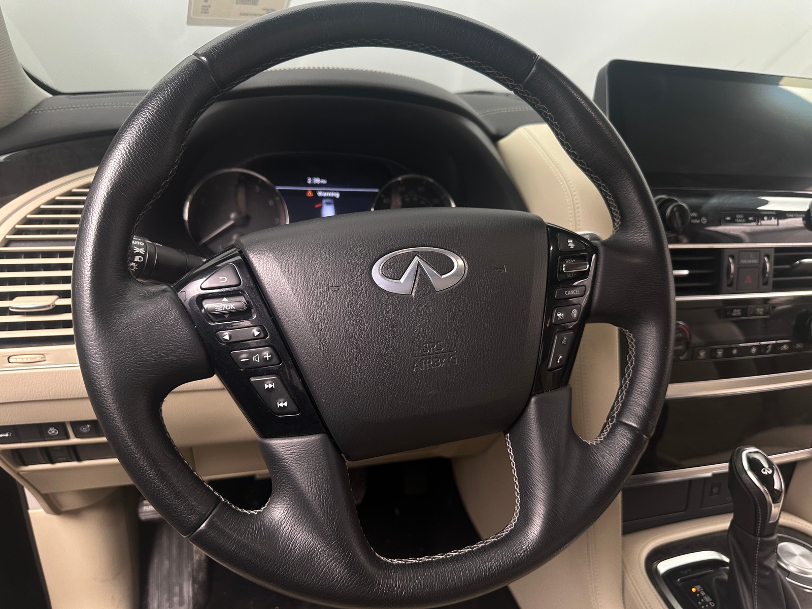 Thumbnail: 2023 INFINITI QX80 - 4
