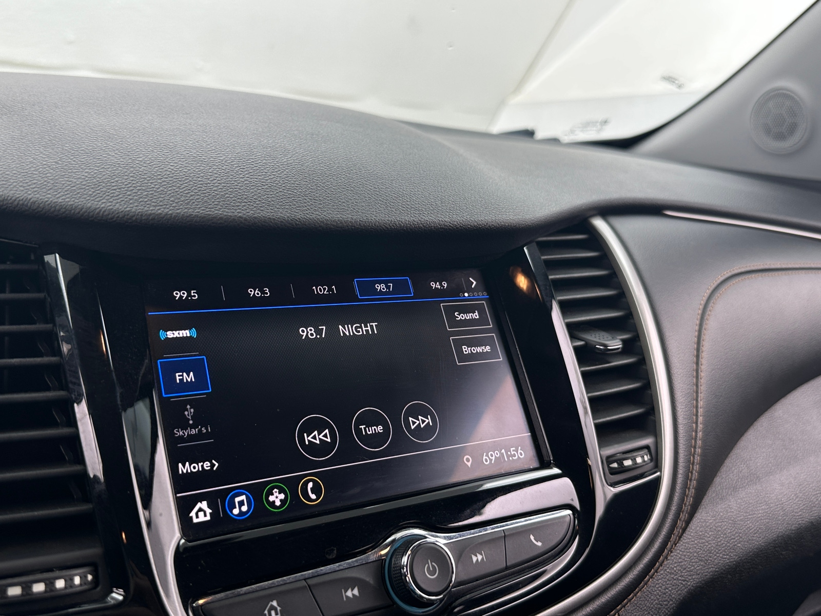 Thumbnail: 2020 Chevrolet Trax - 4