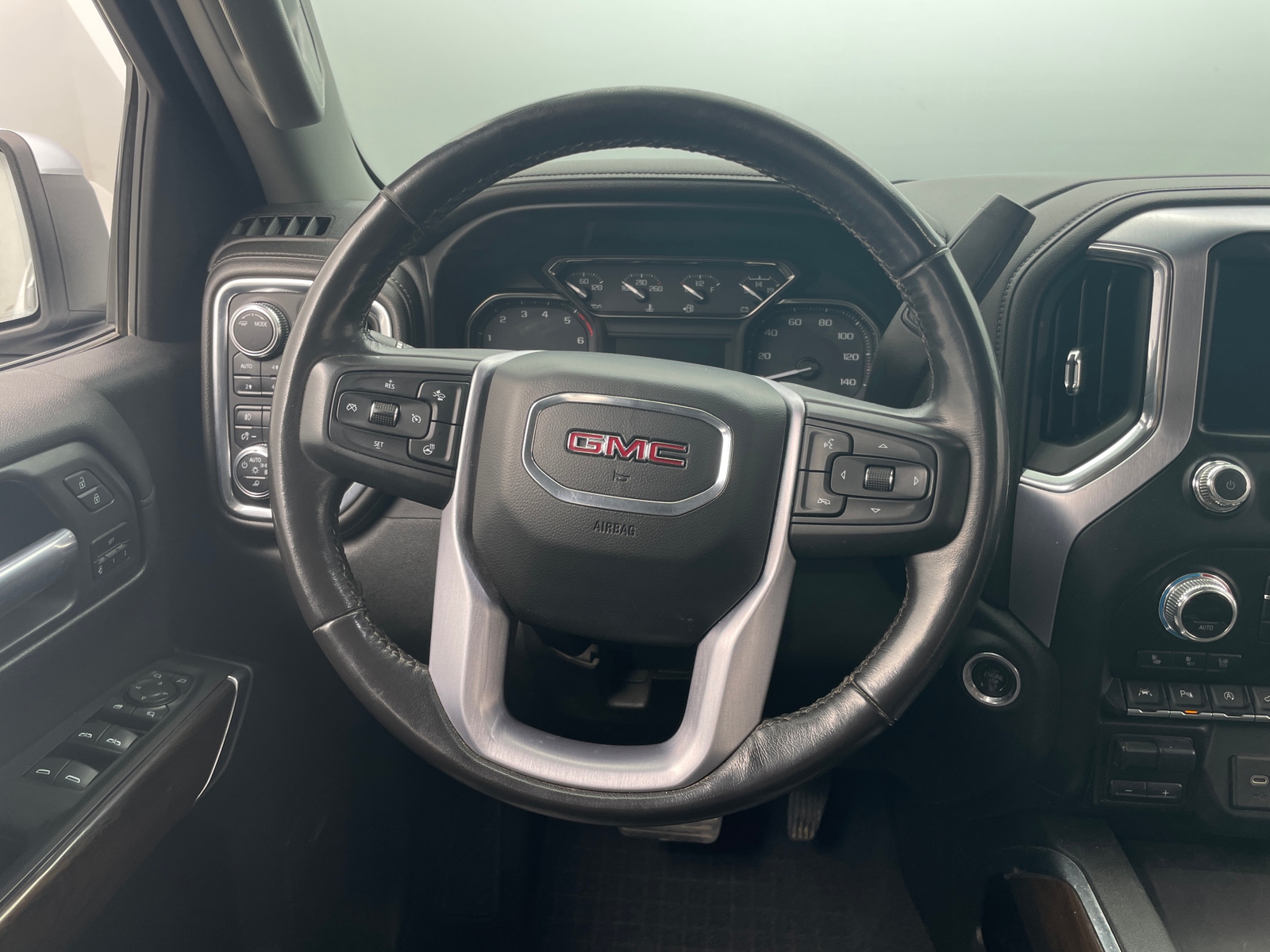 Thumbnail: 2020 GMC Sierra 1500 - 4