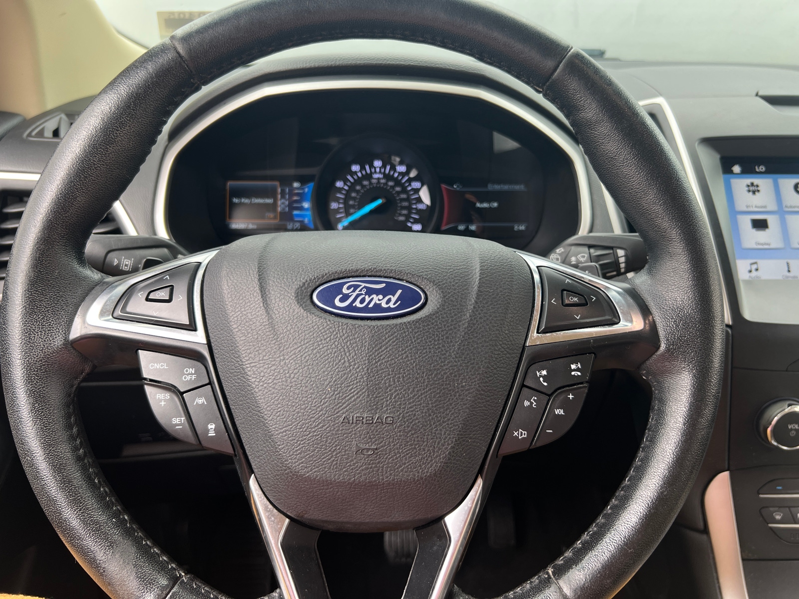Thumbnail: 2019 Ford Edge - 4