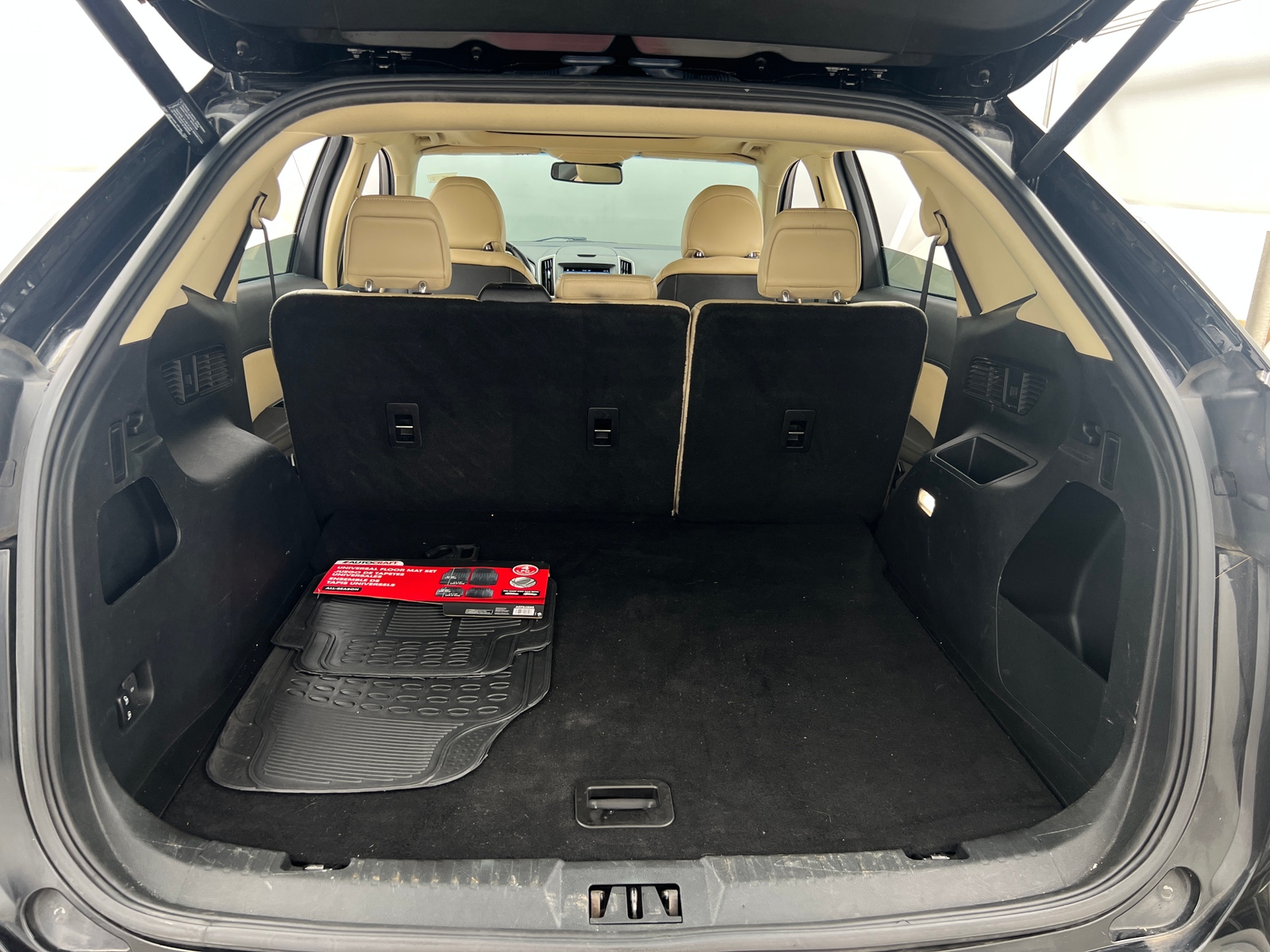 Thumbnail: 2019 Ford Edge - 6