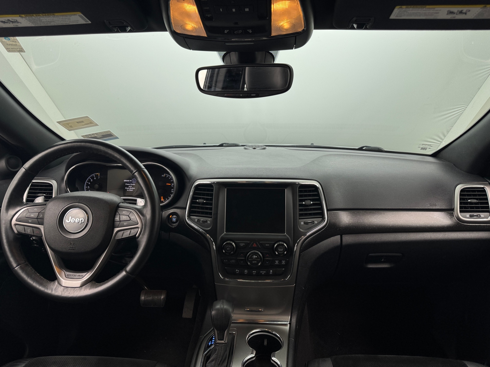 Thumbnail: 2017 Jeep Grand Cherokee - 3