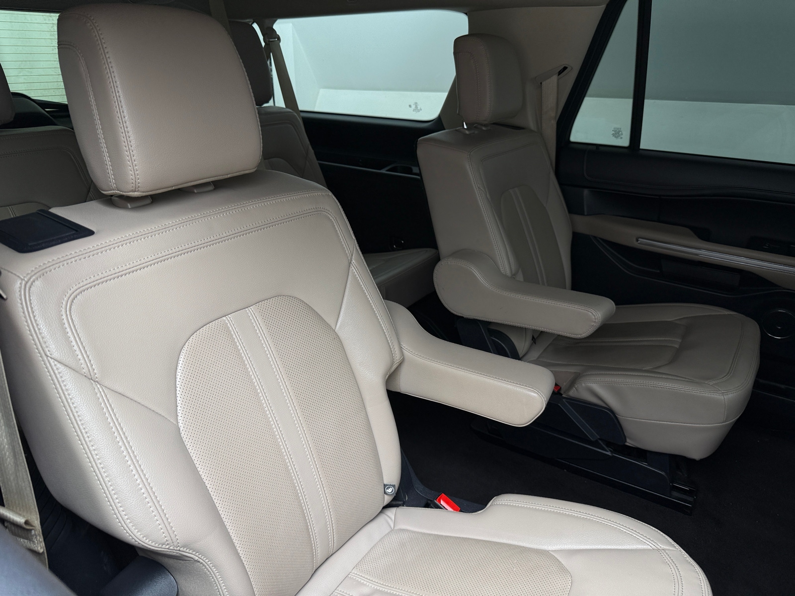 Thumbnail: 2023 Ford Expedition MAX - 5