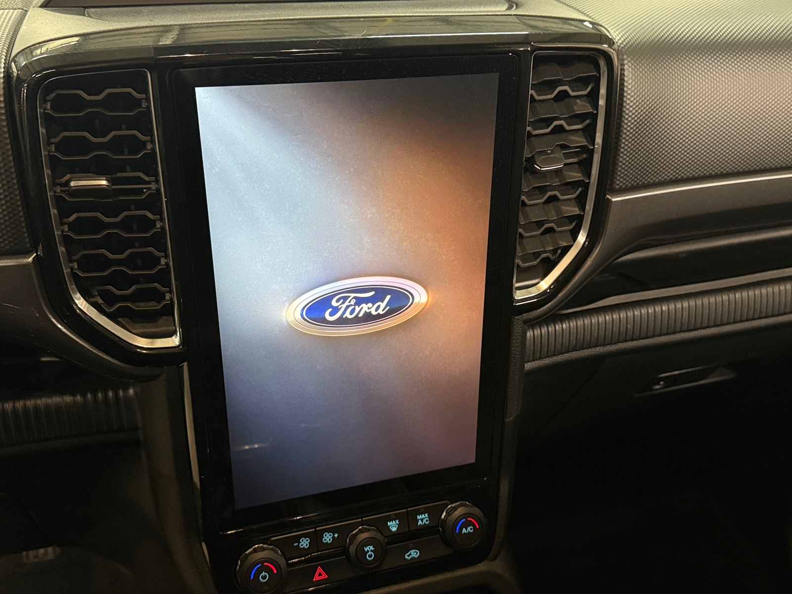 Thumbnail: 2025 Ford Ranger - 4