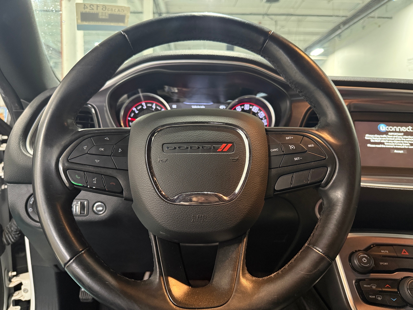 Thumbnail: 2019 Dodge Challenger - 4