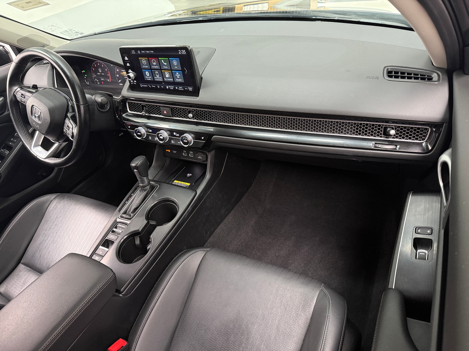 Thumbnail: 2024 Honda Civic - 2