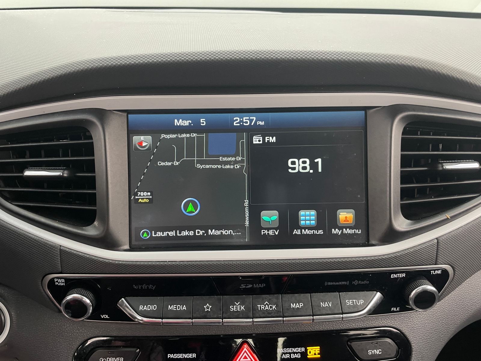 Thumbnail: 2019 Hyundai Ioniq - 3