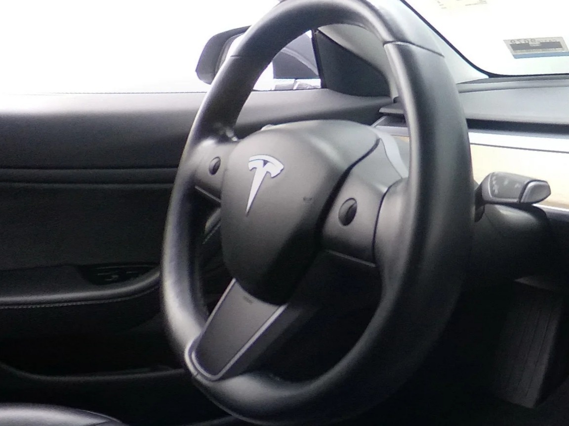 Thumbnail: 2019 Tesla Model 3 - 4