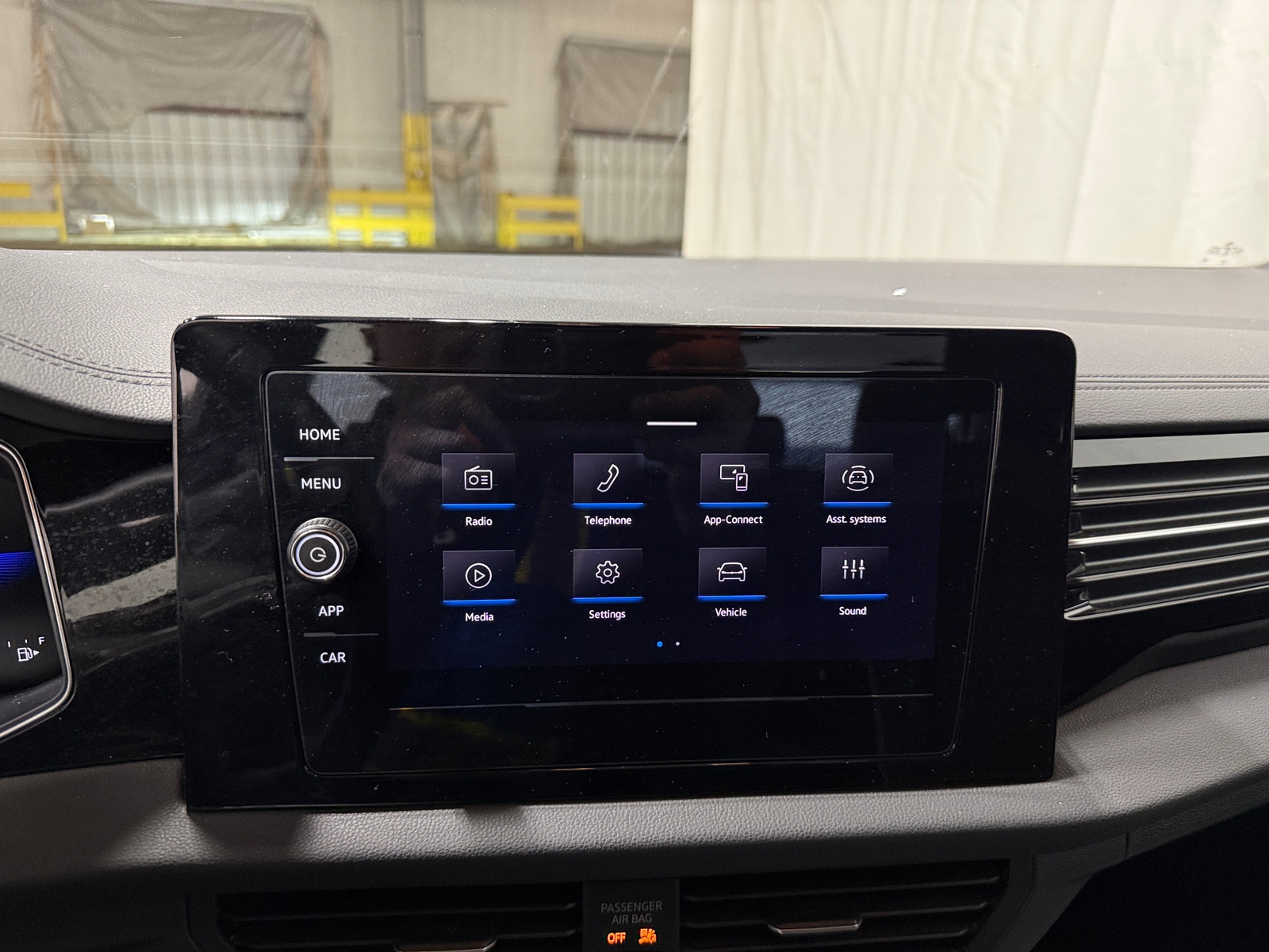 Thumbnail: 2025 Volkswagen Jetta - 4