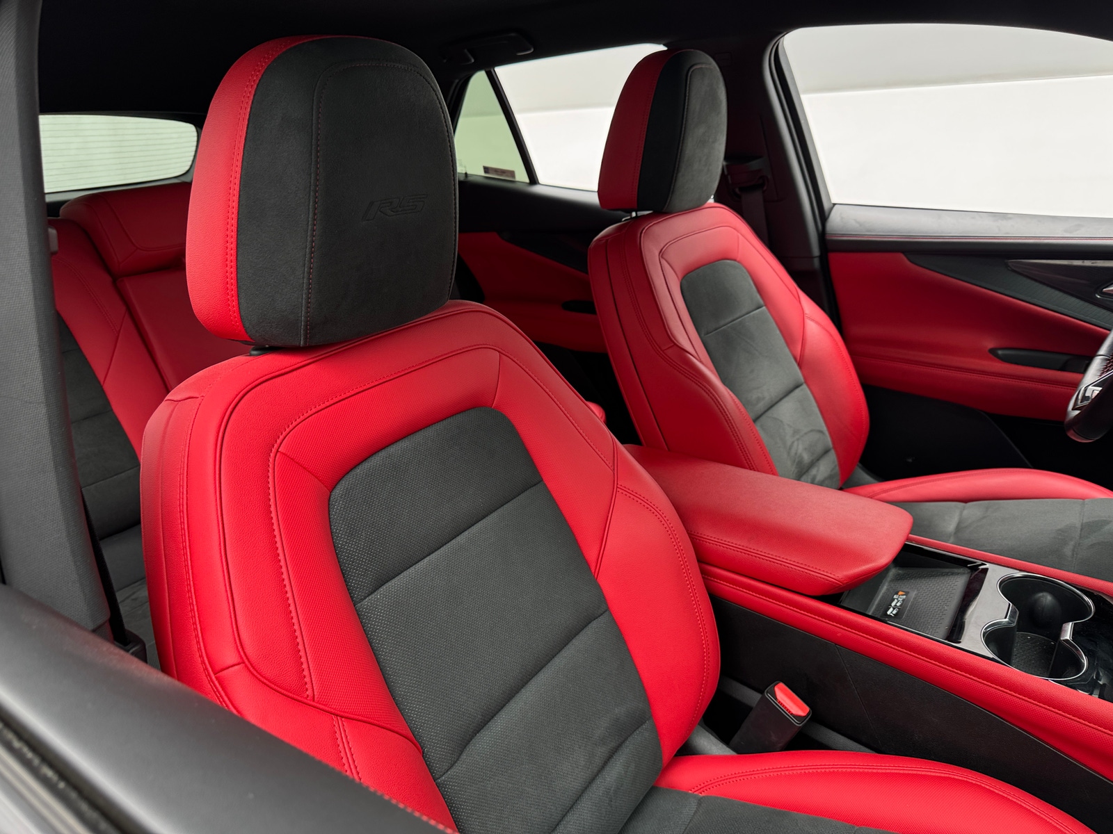 Thumbnail: 2024 Chevrolet Blazer EV - 2