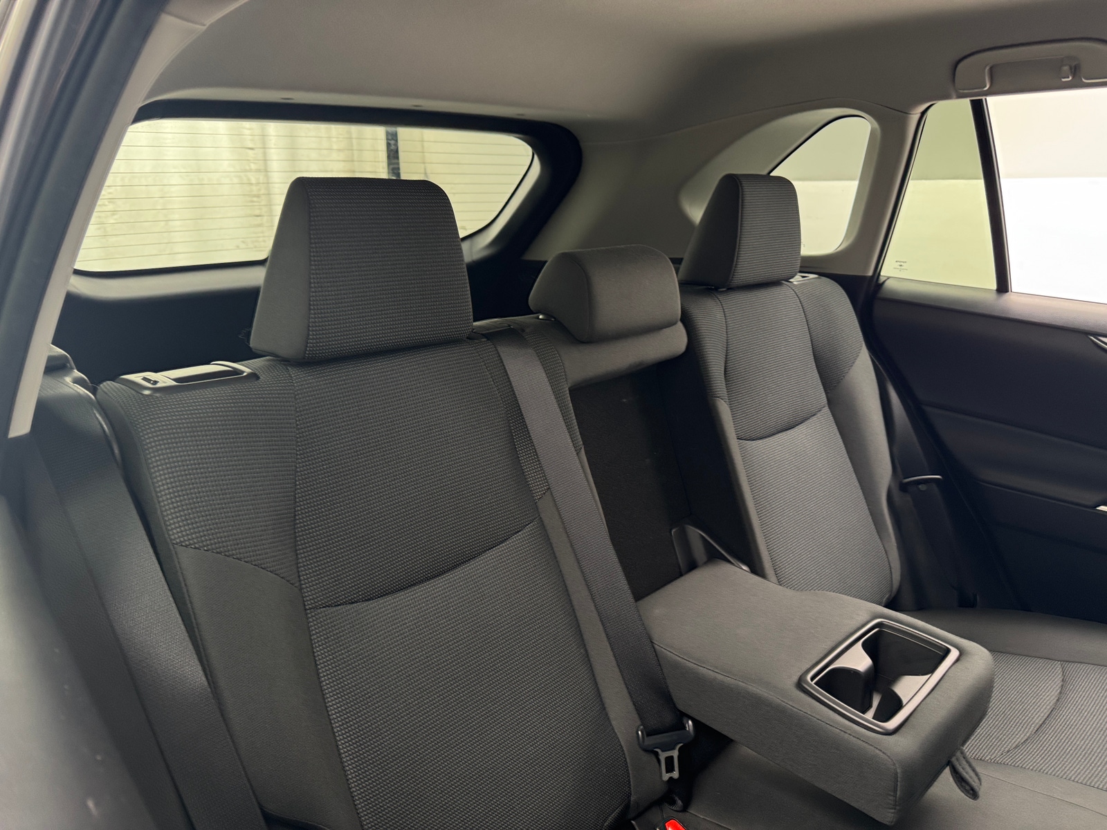 Thumbnail: 2022 Toyota RAV4 - 6