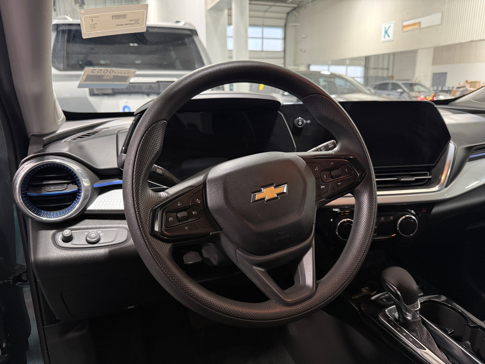 Thumbnail: 2025 Chevrolet Trax - 5