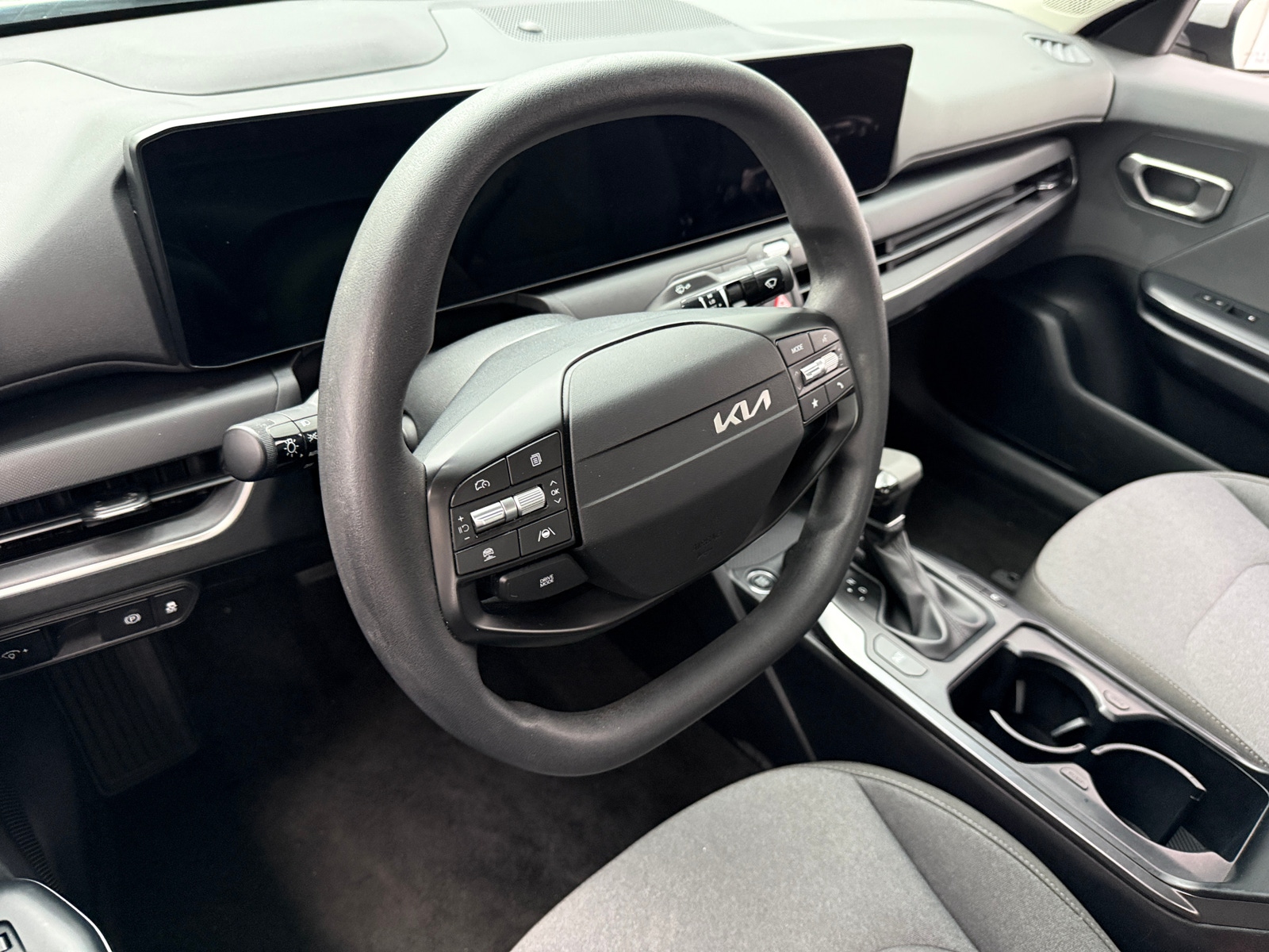 Thumbnail: 2025 Kia K4 - 5