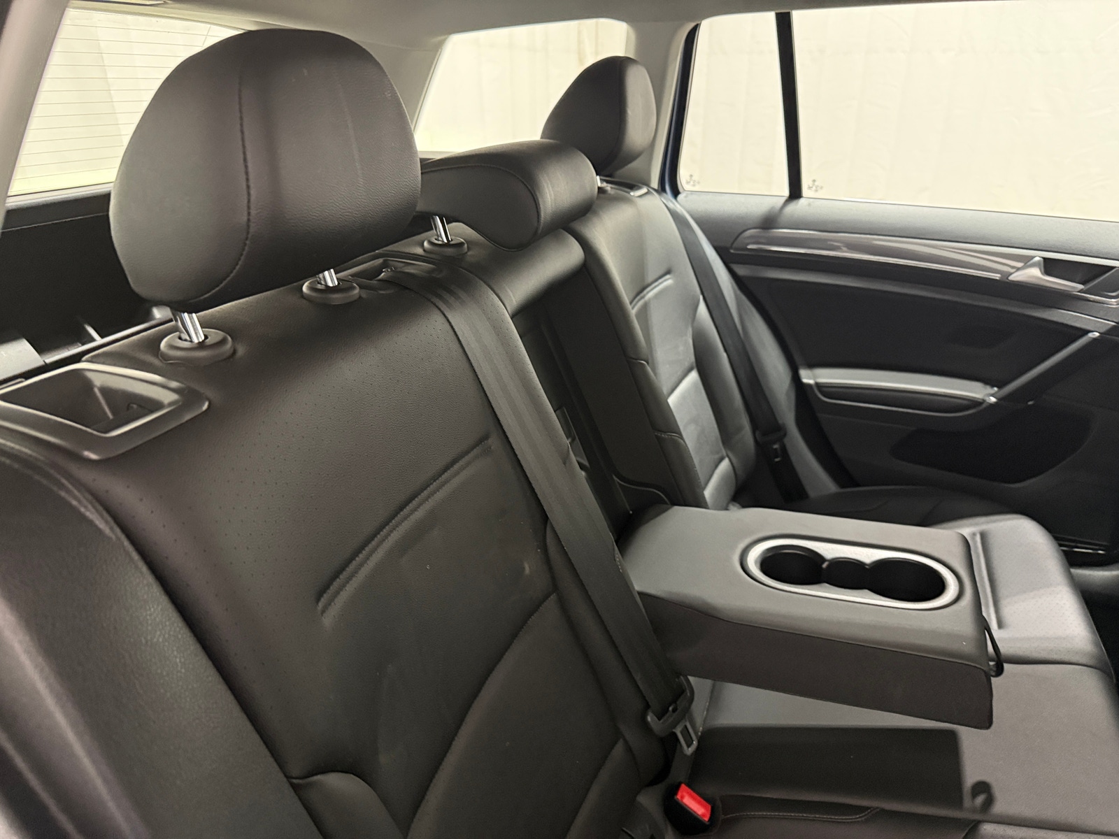 Thumbnail: 2017 Volkswagen Golf - 5