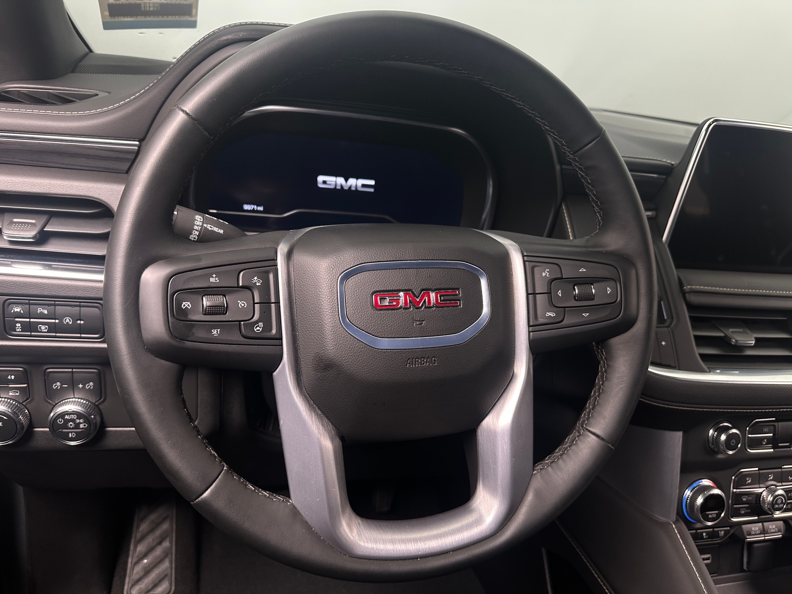 Thumbnail: 2024 GMC Yukon - 5