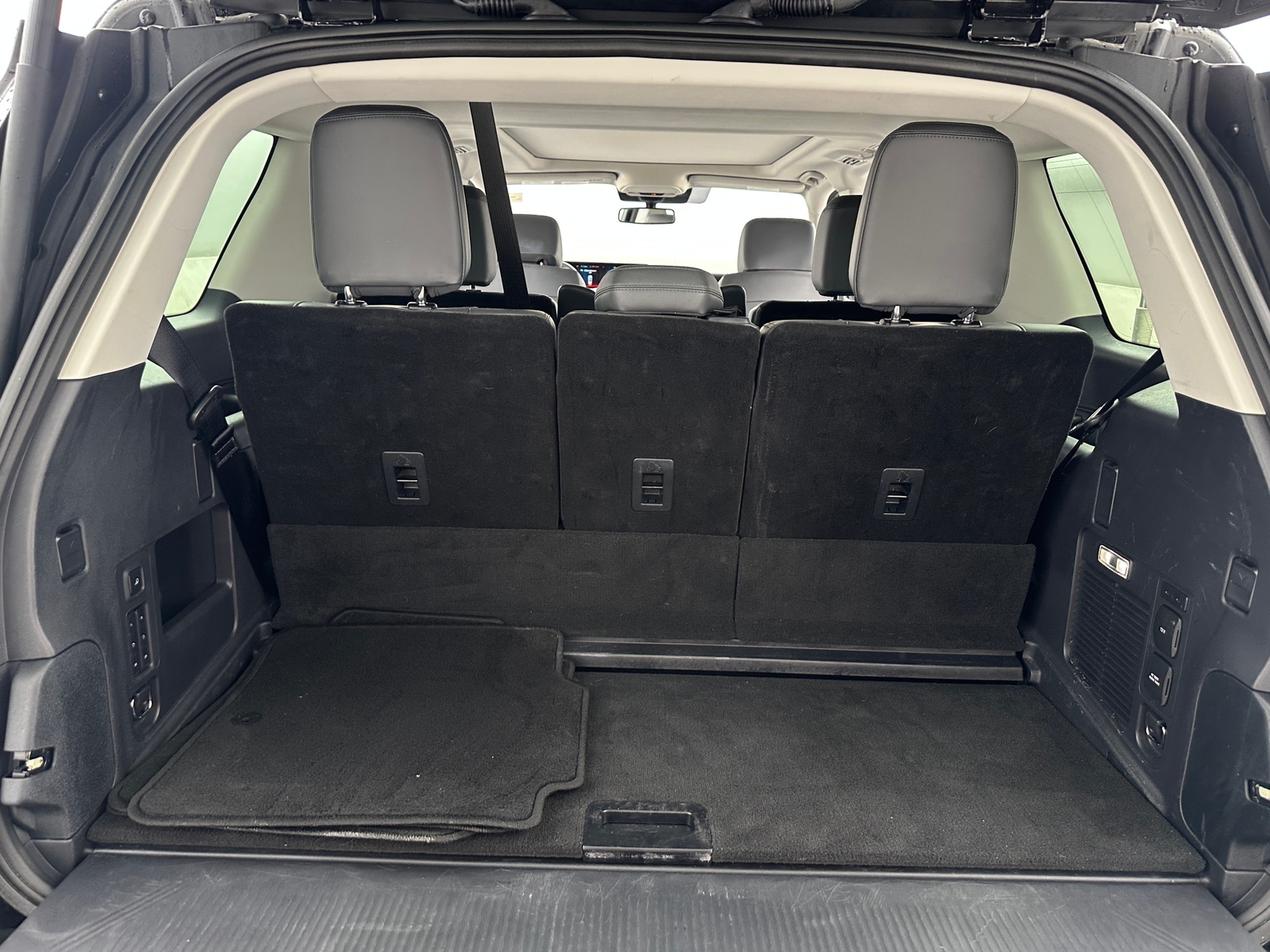 Thumbnail: 2025 Ford Expedition - 6