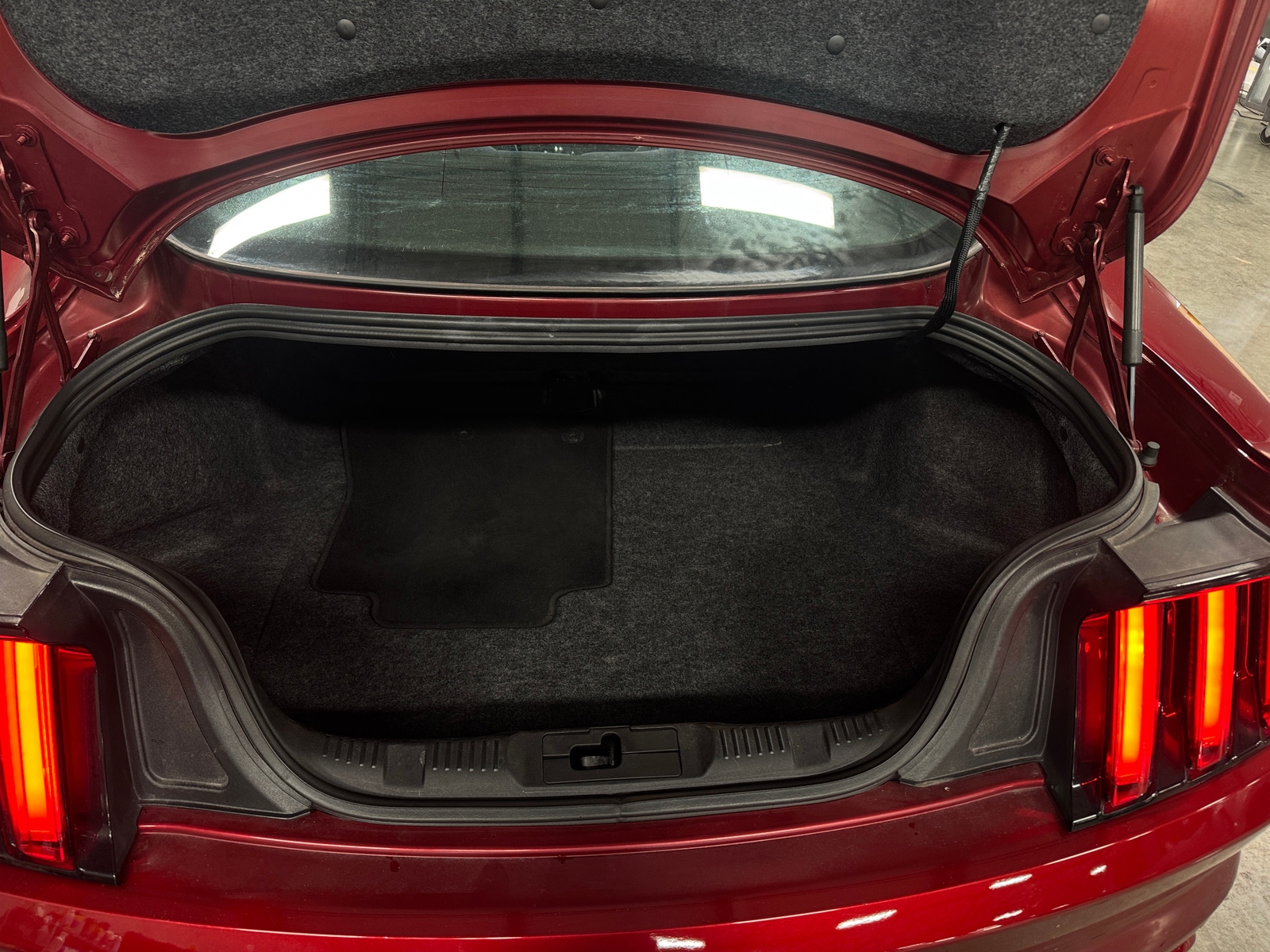 Thumbnail: 2015 Ford Mustang - 6