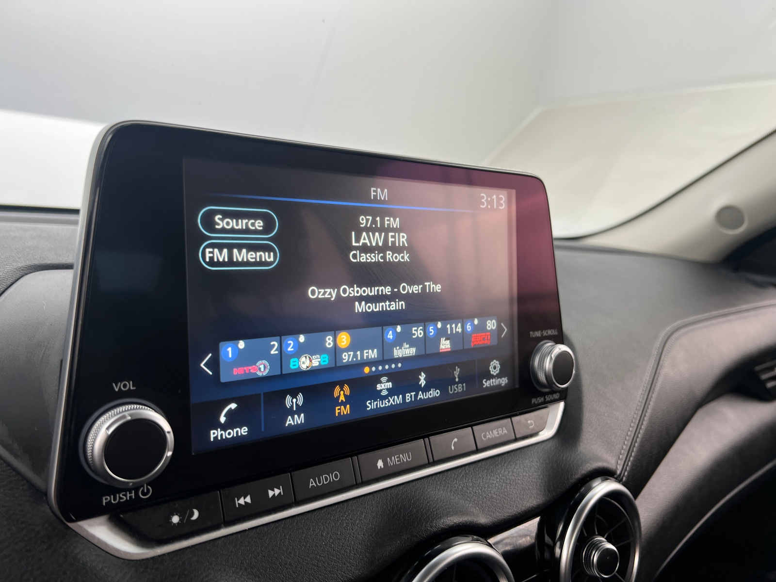 Thumbnail: 2025 Nissan Sentra - 4