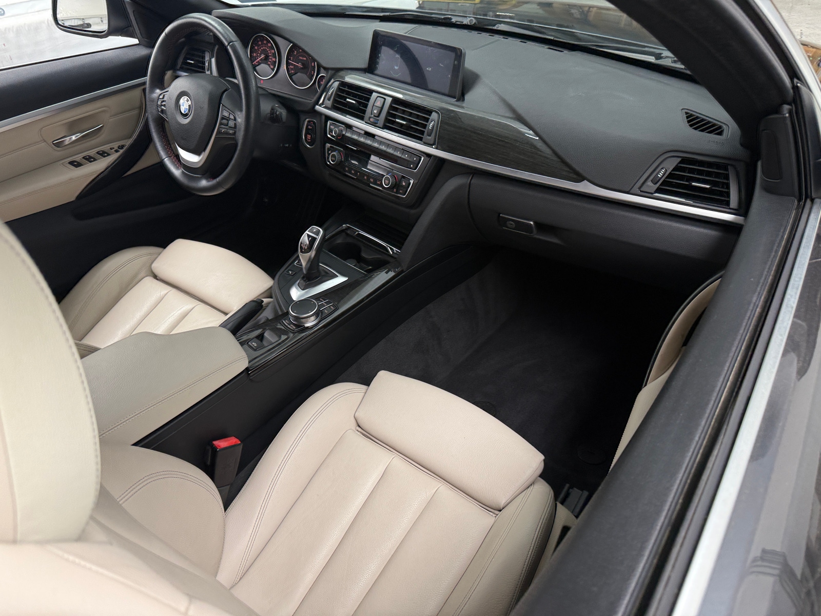 Thumbnail: 2017 BMW 4 Series - 2